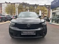 Usata Volvo EX40 Plus 185 kW (252 CV) 2025 Nero SUV