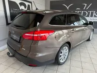Gebraucht Ford Focus Titanium 150 PS (110 kW) 2018 Braun Kombi