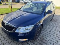 Gebraucht Skoda Octavia 122 PS (89 kW) 2012 Blau Kombi