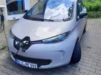 Gebraucht Renault Zoe Zen 42 kW (58 PS) 2015 Grau Kleinwagen