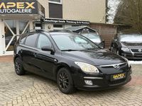 Gebraucht Hyundai i30 126 PS (92 kW) 2009 Schwarz Kombi