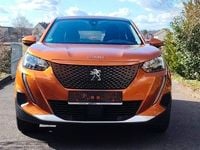Gebraucht Peugeot e-2008 Active 100 kW (136 PS) 2022 Orange SUV