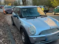 Käytetty Mini Cooper 90 HP (66 kW) 2006 Hopea Viistoperä