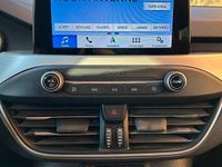 Gebraucht Ford Focus Cool & Connect 150 PS (110 kW) 2019 Grau Kombi