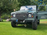 Gebraucht Land Rover Defender 122 PS (89 kW) 2011 Grün SUV