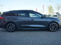 Usata Ford Focus ST-Line 155 CV (114 kW) 2021 Grigio Station wagon