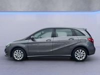 Gebraucht Mercedes B200 136 PS (100 kW) 2018 Mountaingraumet. Van / Kleinbus