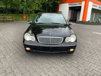 Gebraucht Mercedes C220 150 PS (110 kW) 2005 Schwarz Limousine