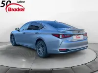 Gebraucht Lexus ES300H 218 PS (160 kW) 2023 Grau Limousine