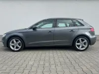 Gebraucht Audi A3 Sport 116 PS (85 kW) 2019 Grau Limousine