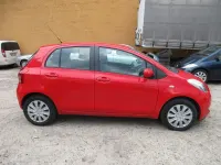 Gebraucht Toyota Yaris 87 PS (63 kW) 2006 Rot Limousine