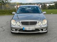Gebraucht Mercedes E240 Avantgarde 177 PS (130 kW) 2002 Grau Limousine