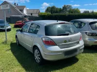 Gebraucht Opel Astra 90 PS (66 kW) 2006 Grau Kleinwagen