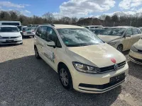 Gebraucht VW Touran 116 PS (85 kW) 2019 Beige Van / Kleinbus