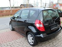 Gebraucht Mercedes A160 82 PS (60 kW) 2012 Schwarz Kleinwagen