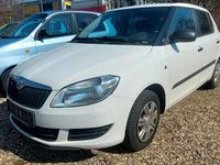 Gebraucht Skoda Fabia Cool Edition 60 PS (44 kW) 2013 Weiß Limousine