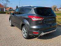 Gebraucht Ford Kuga Titanium 179 PS (131 kW) 2015 Grau SUV