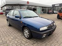Gebraucht Lancia Delta 90 PS (66 kW) 1996 Blau Kleinwagen