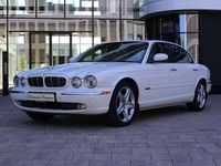 Gebraucht Jaguar XJ8 298 PS (219 kW) 2005 White onyx Limousine
