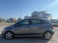 Gebraucht Mercedes B200 140 PS (102 kW) 2010 Mountaingrau  met. Van / Kleinbus