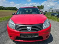 Gebraucht Dacia Sandero 75 PS (55 kW) 2009 Rot Limousine
