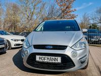 Gebraucht Ford S-MAX Champions Edition 140 PS (102 kW) 2013 Silber Van / Kleinbus