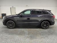 Gebraucht VW Touareg R-line 286 PS (210 kW) 2018 Schwarz (deep black perleffekt) SUV