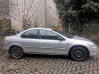Usado Chrysler Neon 133 HP (97 kW) 2000 Cinzento Sedan