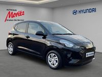 Gebraucht Hyundai i10 Select 63 PS (46 kW) 2024 Phantom black / met Kleinwagen