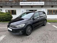 Gebraucht VW Touran Active 150 PS (110 kW) 2022 Schwarz Van / Kleinbus