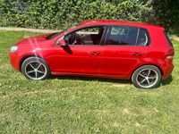 Gebraucht VW Golf 90 PS (66 kW) 2009 Rot Coupé