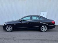 Gebraucht Mercedes E220 170 PS (125 kW) 2011 Obsidianschwarz Limousine