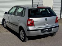 Gebraucht VW Polo Comfortline 64 PS (47 kW) 2002 Silber Limousine