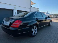 Używany Mercedes S400 279 KM (205 kW) 2010 Czarny Sedan/Limuzyna