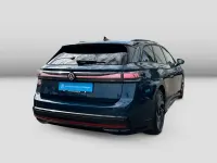Gebraucht VW ID.7 Pro 210 kW (286 PS) 2025 Aquamarinblau metallic Kombi