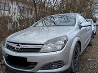 Gebraucht Opel Astra Cabriolet 140 PS (102 kW) 2007 Silber Cabrio