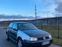 Gebraucht VW Golf IV 75 PS (55 kW) 2003 Grün Kleinwagen