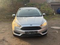 Gebraucht Ford Focus 120 PS (88 kW) 2015 Silber Kombi