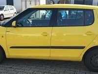 Gebraucht Skoda Fabia 70 PS (51 kW) 2008 Gelb Kleinwagen