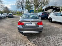 gebraucht BMW 318 d Automatik / Navi / Schiebedach / Inkl. Garantie