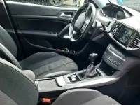 Gebraucht Peugeot 308 SW Allure 131 PS (96 kW) 2021 Schwarz Kombi