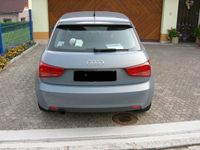 Gebraucht Audi A1 Attraction 117 PS (86 kW) 2010 Blau metallic Kleinwagen