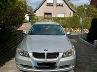 Gebraucht BMW 320 163 PS (119 kW) 2005 Silber Limousine