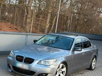 Gebraucht BMW 530 305 PS (224 kW) 2006 Grau Kombi
