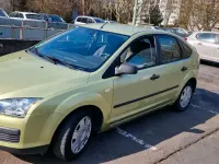 Brugt Ford Focus 101 HK (74 kW) 2006 Gul Sedan