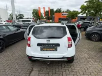 Gebraucht Dacia Duster Black Shadow 109 PS (80 kW) 2017 Weiß SUV