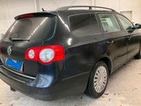 Gebraucht VW Passat 116 PS (85 kW) 2006 Schwarz Kombi