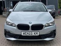 Gebraucht BMW 216 Active Tourer Performance 116 PS (85 kW) 2019 Silber Van / Kleinbus
