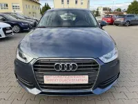 Gebraucht Audi A1 Attraction 95 PS (69 kW) 2018 Utopiablau Limousine
