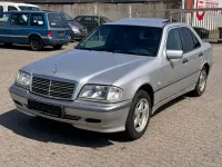 Gebraucht Mercedes C180 122 PS (89 kW) 1998 Silber Limousine